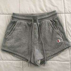 Champion High-waisted Sweat Shorts (size M)